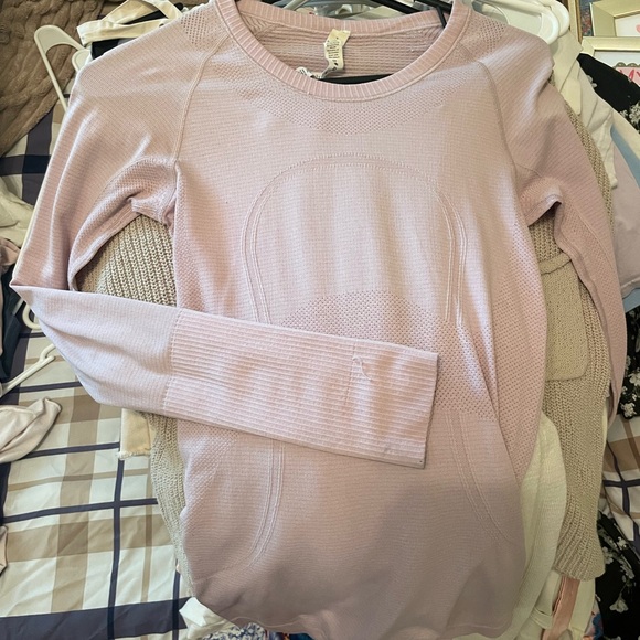 lululemon athletica Long Sleeve Tee - Light Purple - Picture 1 of 4